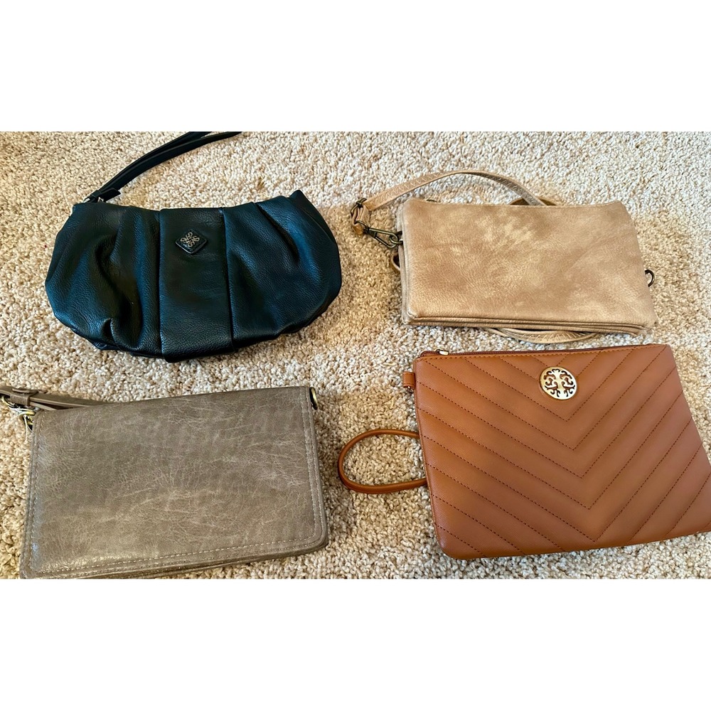 Lot of 4 Womens Wristlets Clutches Simply Vera‎ Vera Wang Woven Quilted Neutral